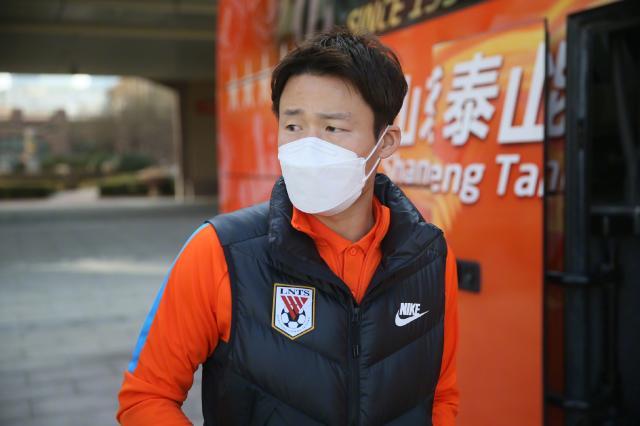 kaiyun-孙准浩摇身一变“孙俊豪” K联MVP解决郝伟纠结之处